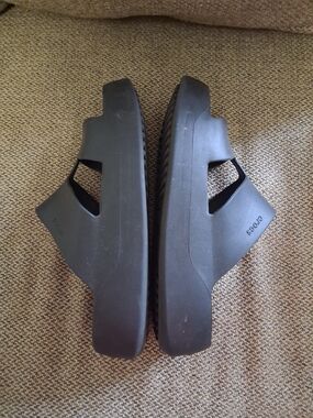 Crocs Getaway Platform H-Strap Sandal Size 7